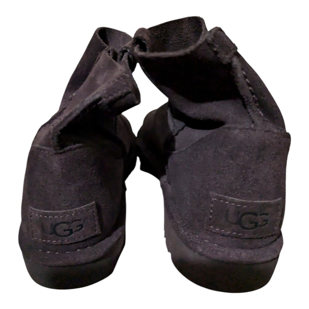 Ugg Boots - image 4